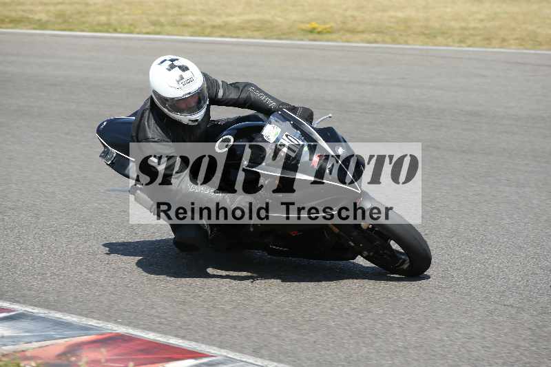 /Archiv-2023/28 05.06.2023 Moto Club Anneau du Rhin/vert-medium/10